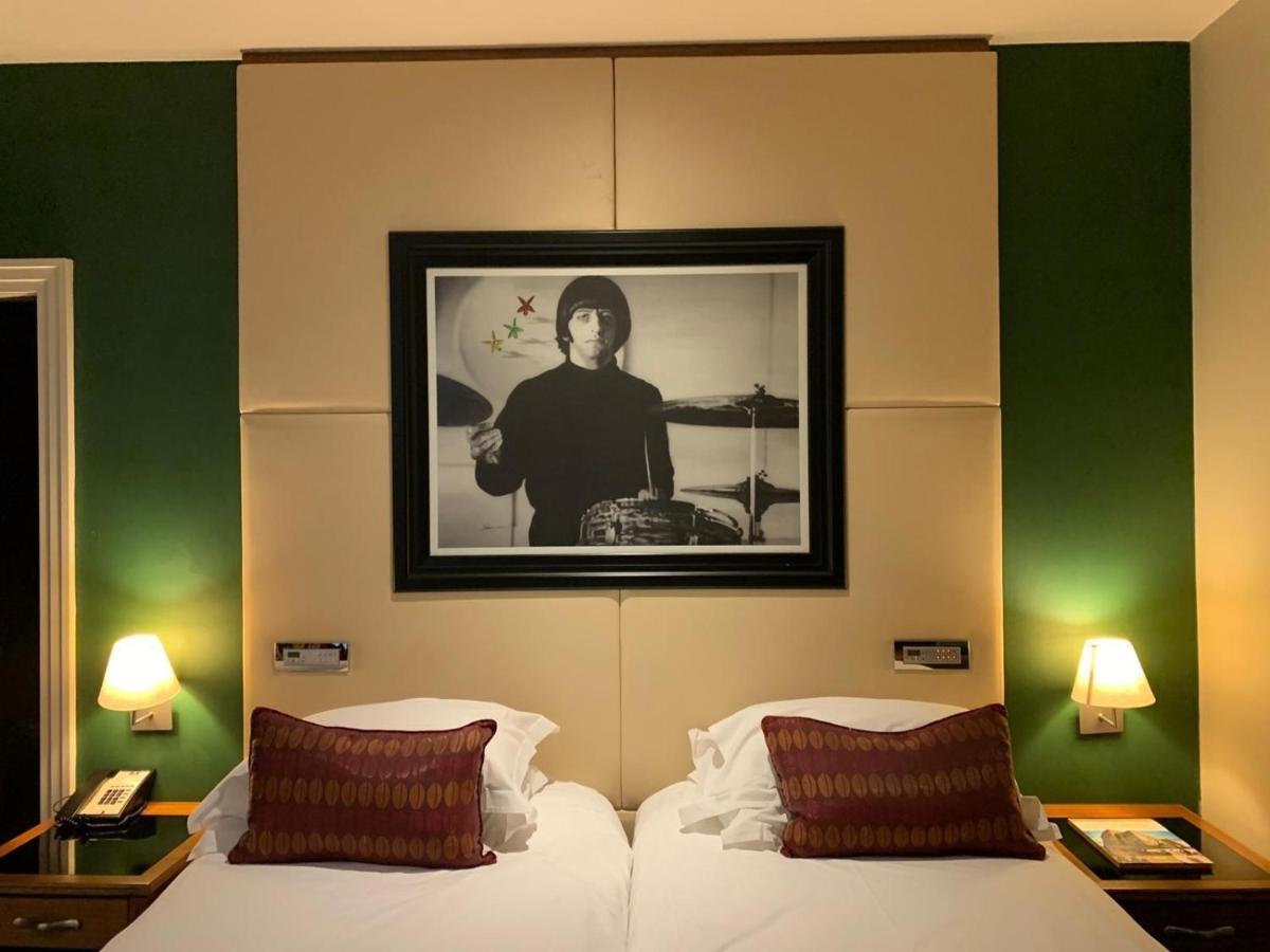 Hard Days Night Hotel 4*